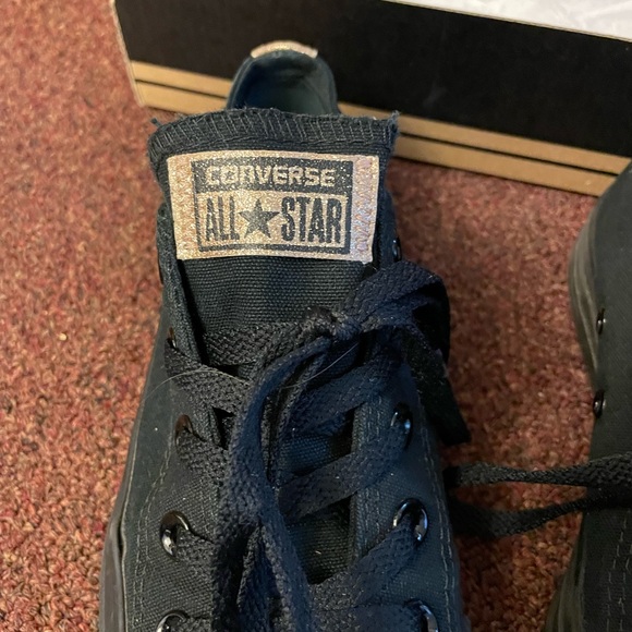 Converse black and gold sneackers size 6 - Picture 7 of 9